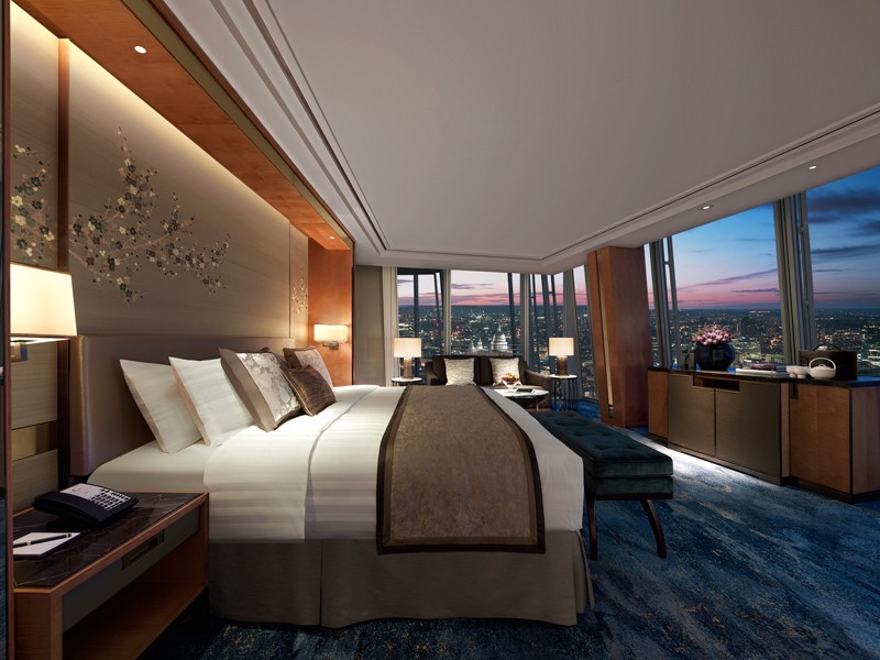 Shangri La Hotel At The Shard London Iconic City View Room