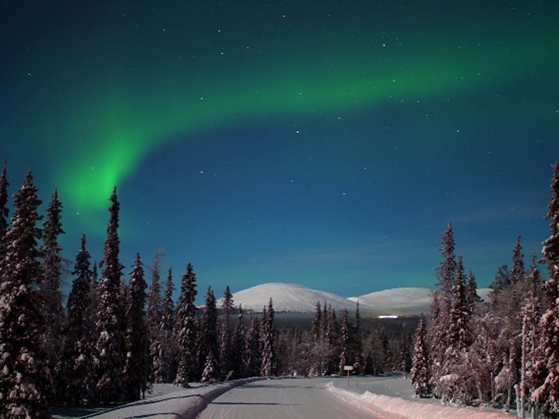 Northern LightscVisit_Finland